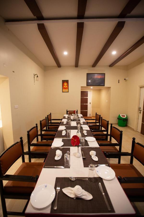 Kstdc Hotel Mayura Valley View Мадикери Экстерьер фото